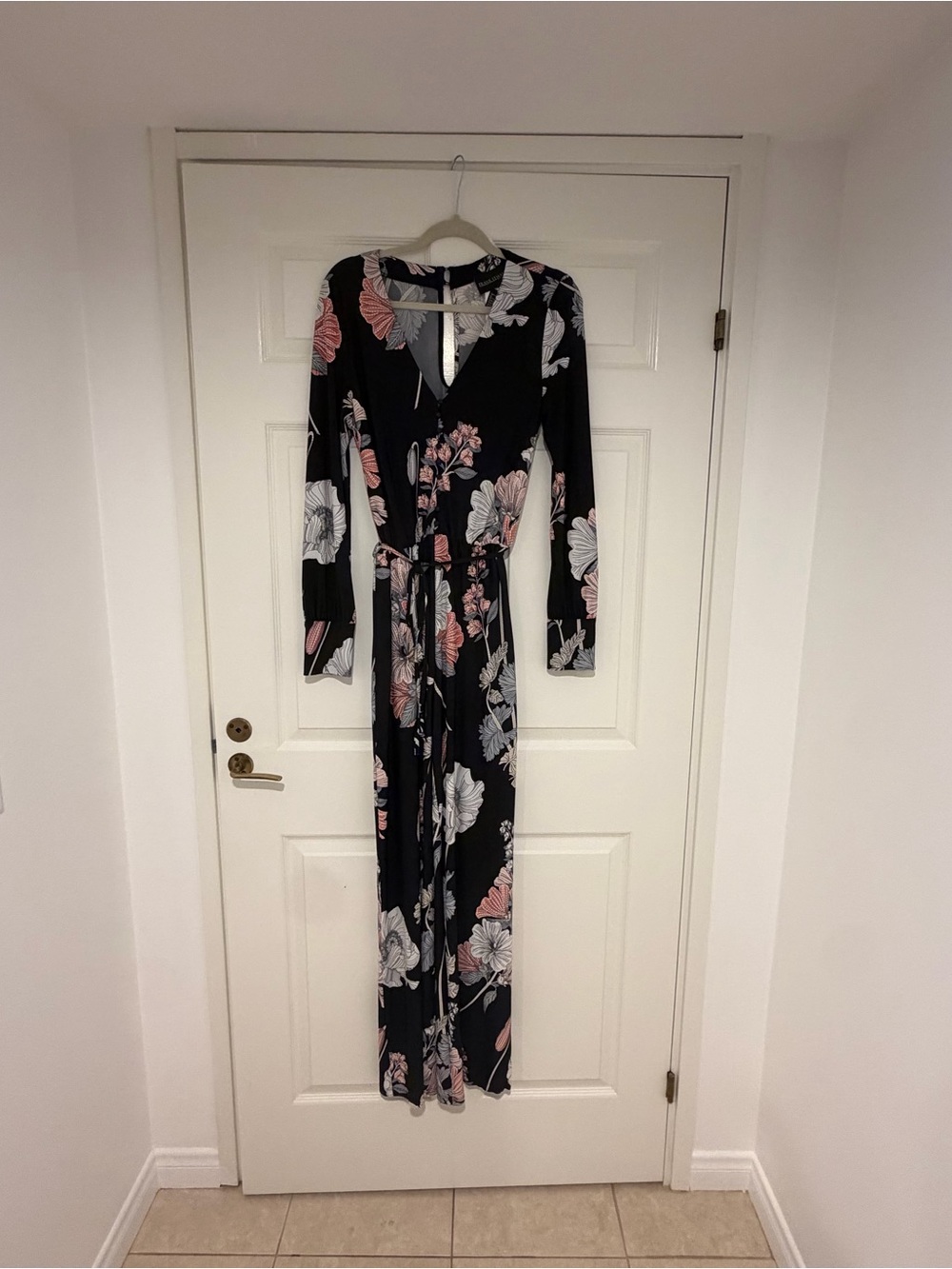 Frank Lyman Design Black Floral Wide Leg Jumpsuit Size 8 Made in Canada
